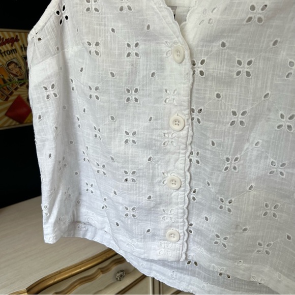 A New Approach Cotton Eyelet Front Button Tank Top Vest - Picture 3 of 6